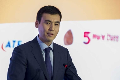 Портвейн и контракты: любимые рестораны, где Есенов решал дела