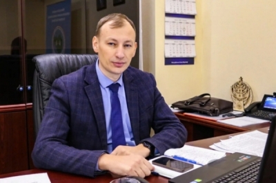 АЛРОСА дала авансы, а Чернышевский завод потратил их на материальную помощь